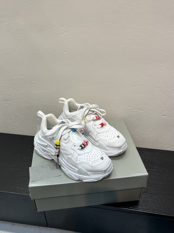 Кроссовки Balenciaga Triple S