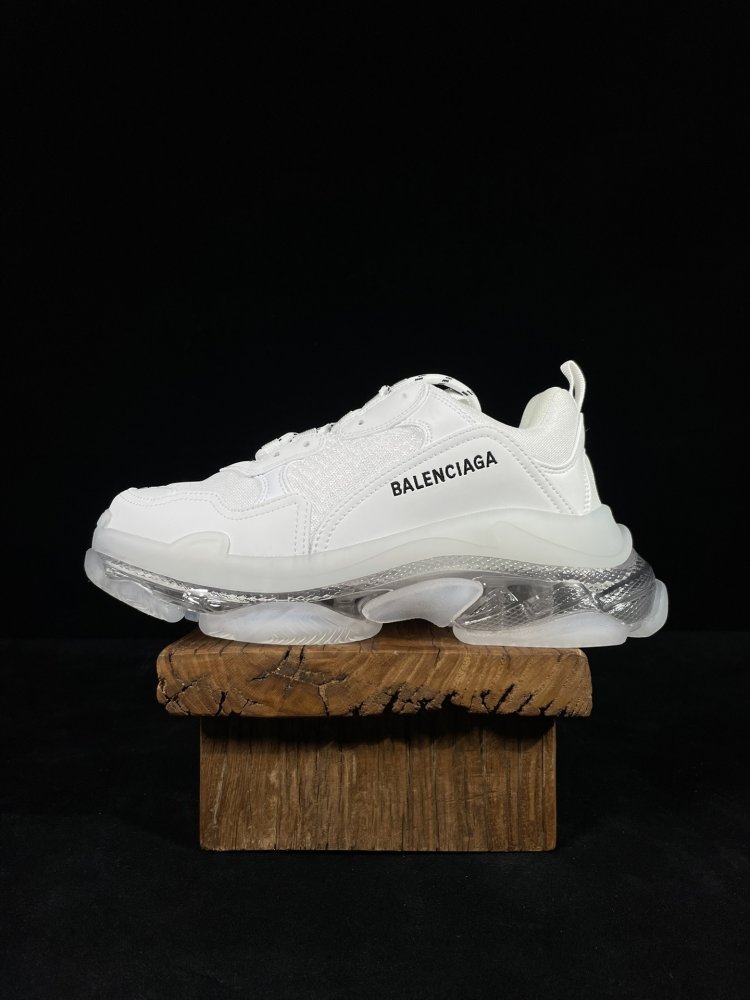 Кроссовки Balenciaga Triple S