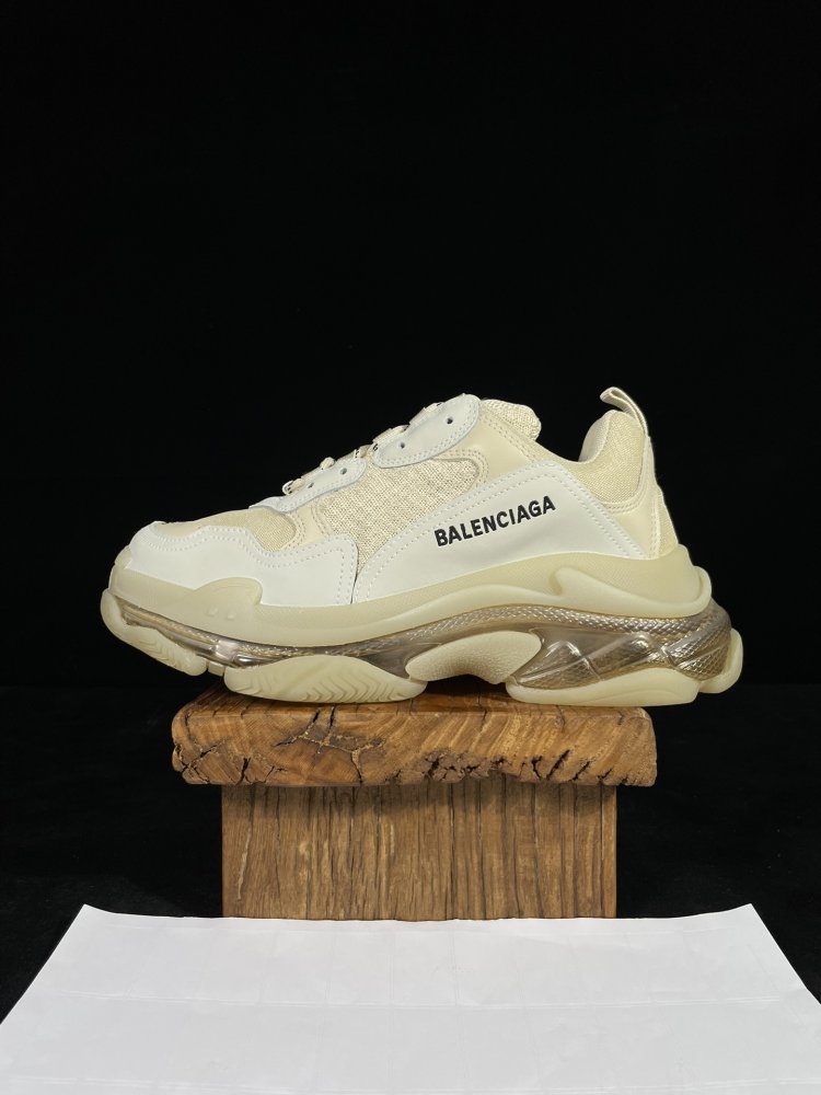 Кроссовки Balenciaga Triple S