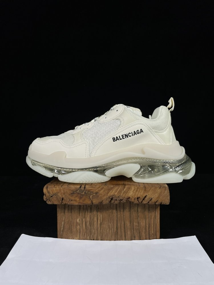 Кроссовки Balenciaga Triple S