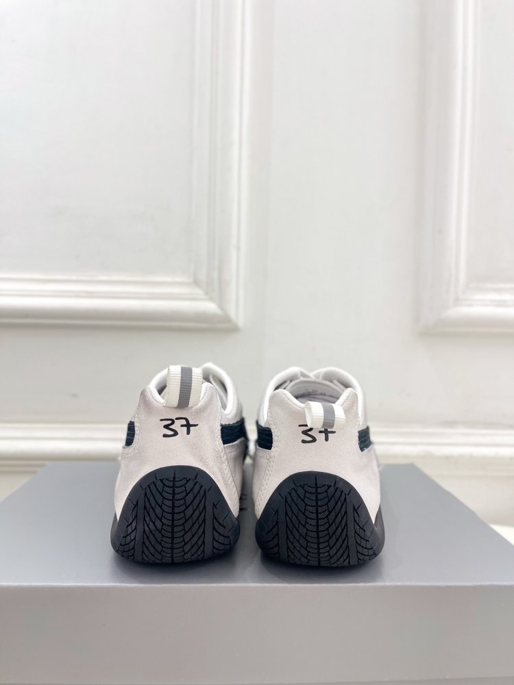 Кроссовки Balenciaga x Puma фото 6