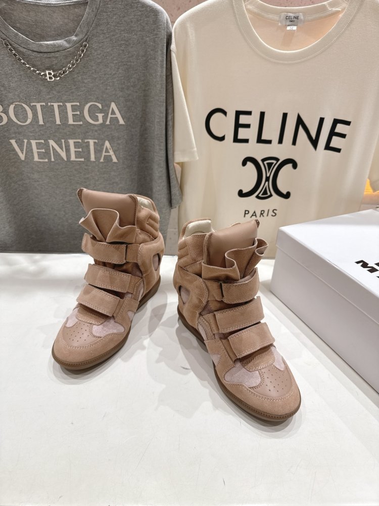 Кросівки Bekett з шкіри на танкетці фото 2