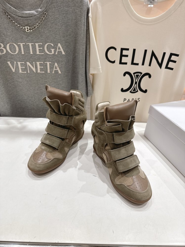 Кросівки Bekett з шкіри на танкетці фото 3