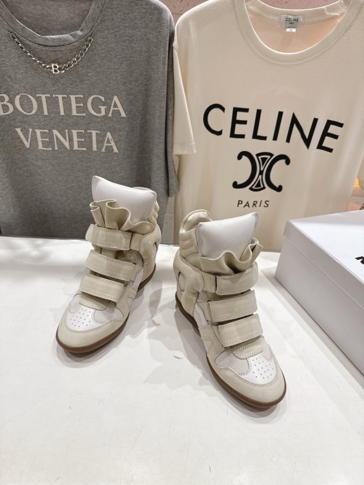 Кросівки Bekett з шкіри на танкетці фото 3