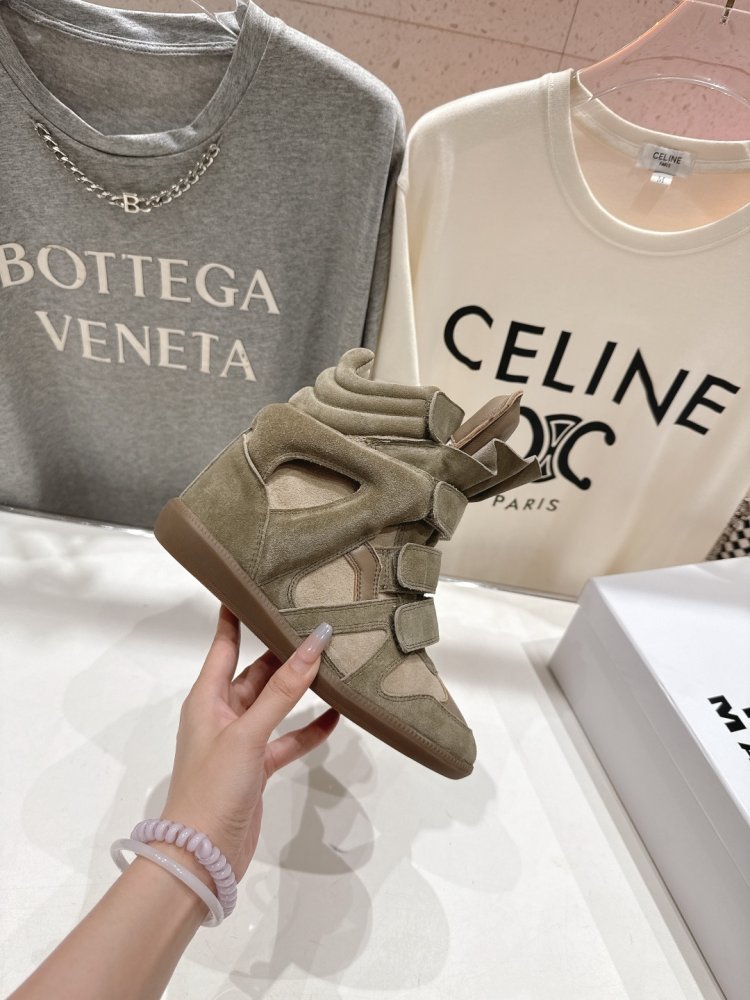 Кросівки Bekett з шкіри на танкетці фото 5