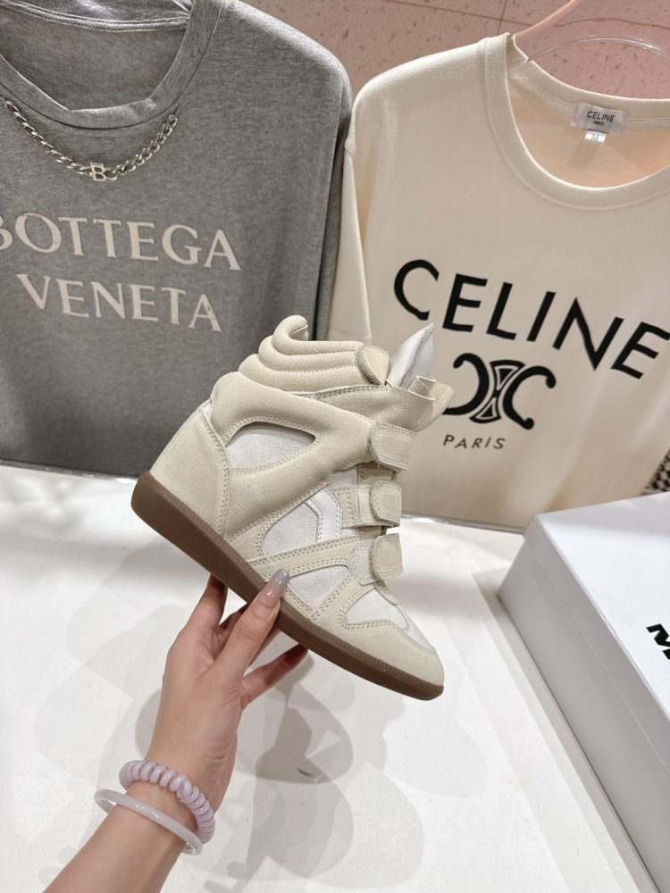 Кросівки Bekett з шкіри на танкетці фото 5