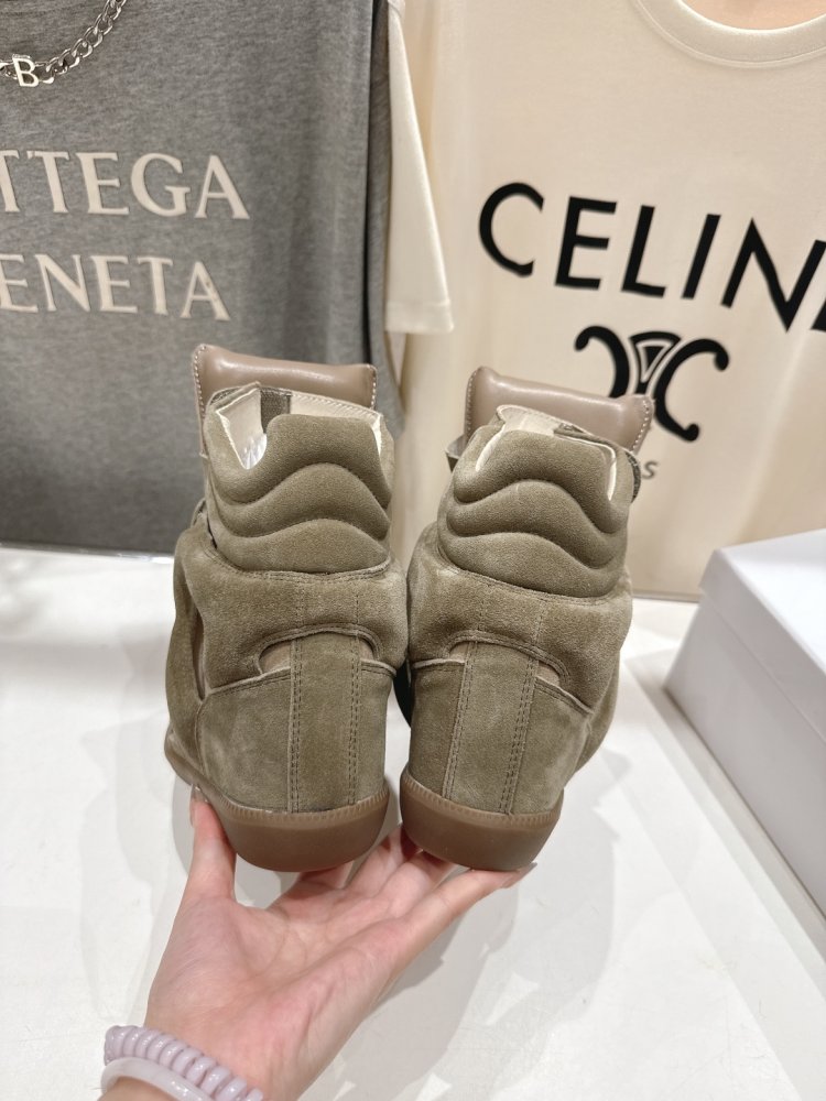 Кросівки Bekett з шкіри на танкетці фото 8