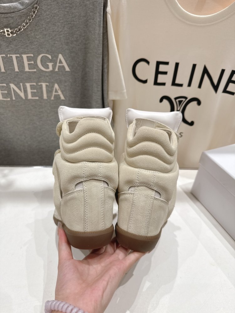 Кросівки Bekett з шкіри на танкетці фото 8