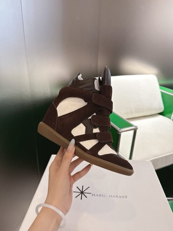 Кроссовки Bekett из кожи на танкетке фото 2