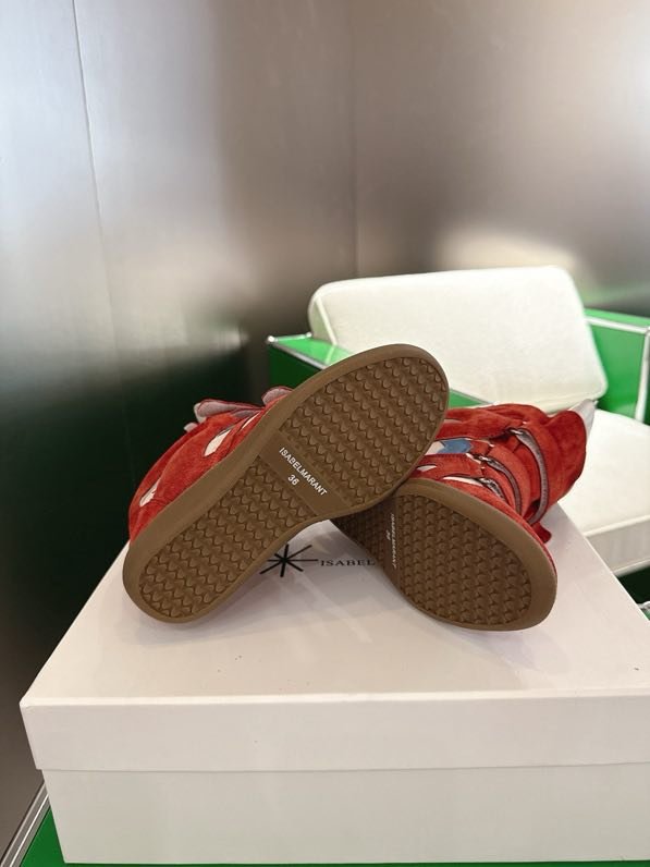 Кроссовки Bekett из кожи на танкетке фото 7