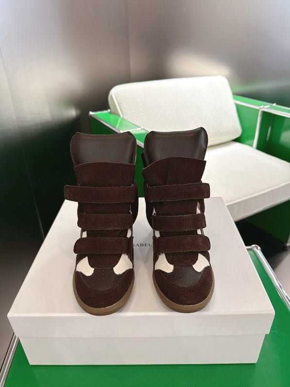 Кроссовки Bekett из кожи на танкетке фото 7