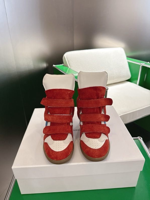 Кроссовки Bekett из кожи на танкетке фото 8