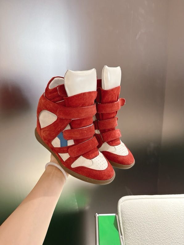 Кроссовки Bekett из кожи на танкетке фото 9