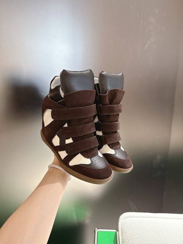 Кроссовки Bekett из кожи на танкетке фото 9