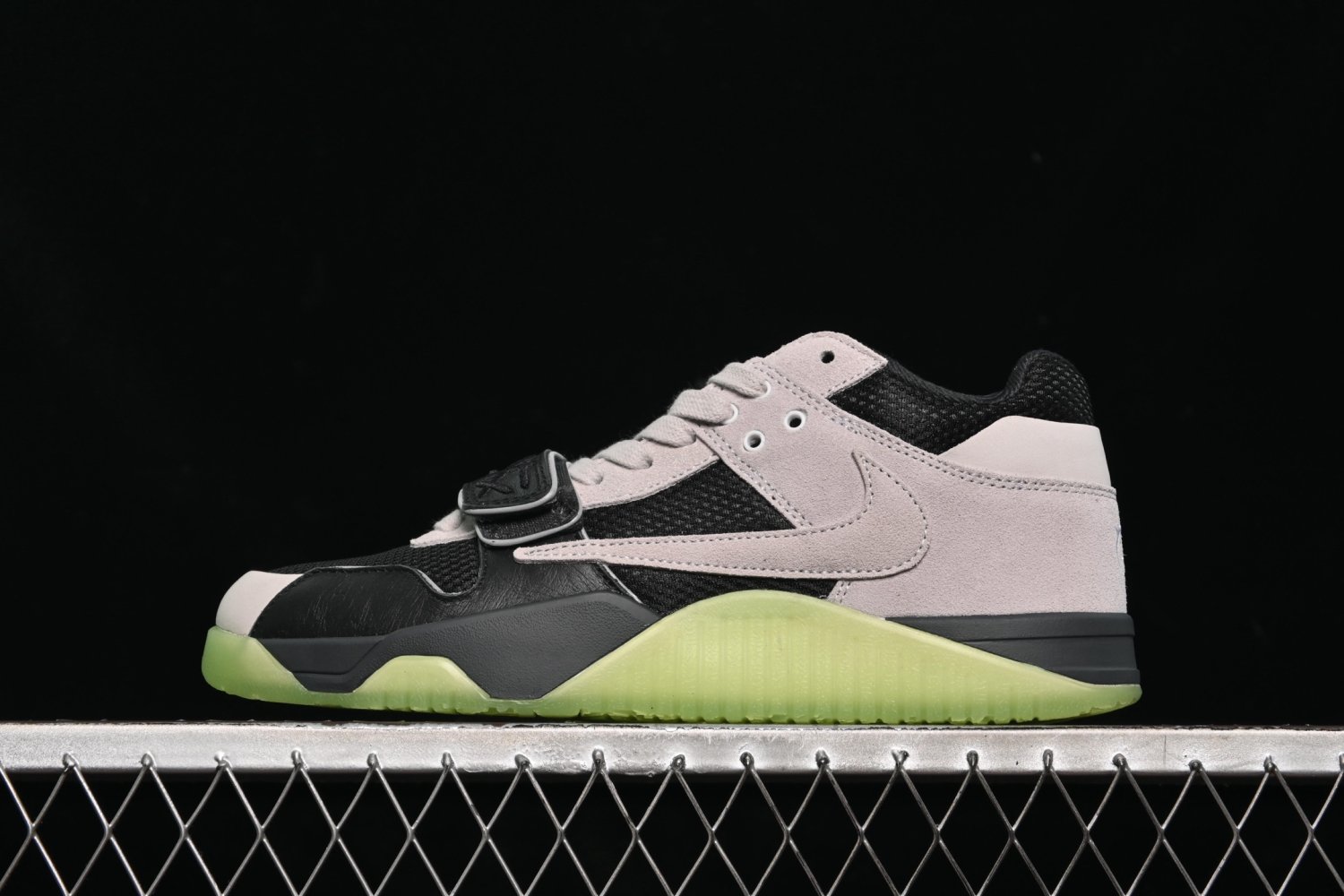 Кроссовки Chase B x Travis Scott x Jordan Jumpman Jack TR AJ1