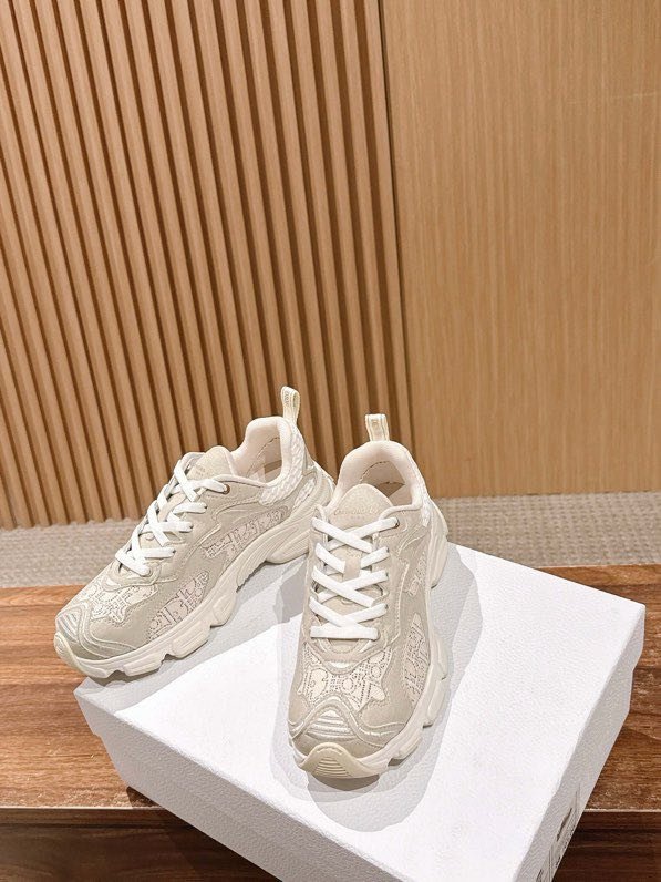 Кроссовки Dior Chrono женские