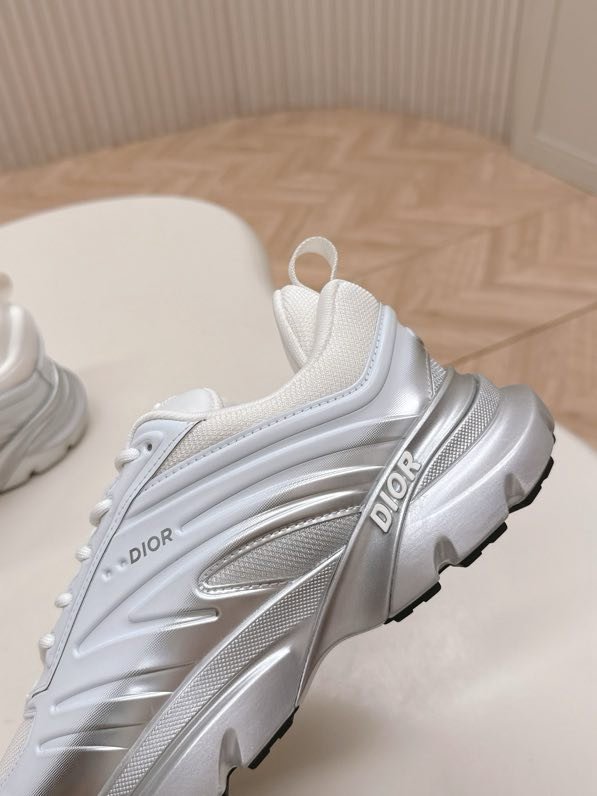 Кроссовки Dior Lewis Hamilton x Dior B44 Blade фото 8