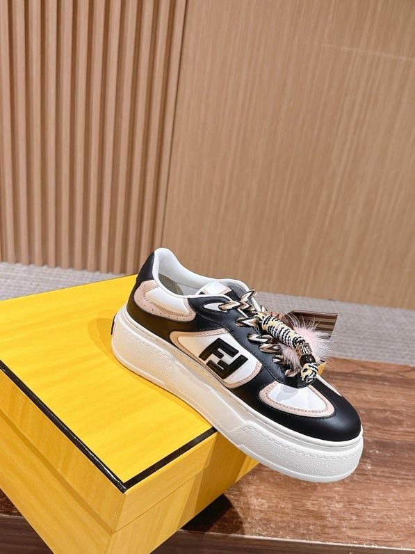 Кроссовки FENDI Match Platform фото 3