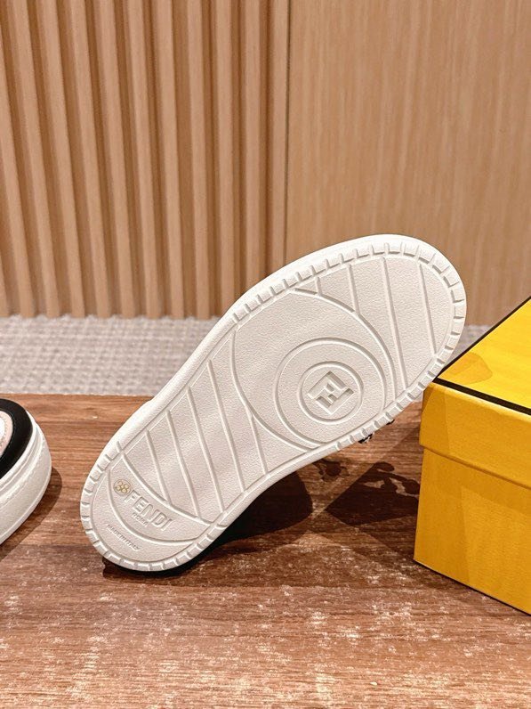 Кроссовки FENDI Match Platform фото 9