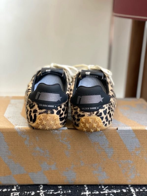 Кросівки Golden Goos жіночі фото 2