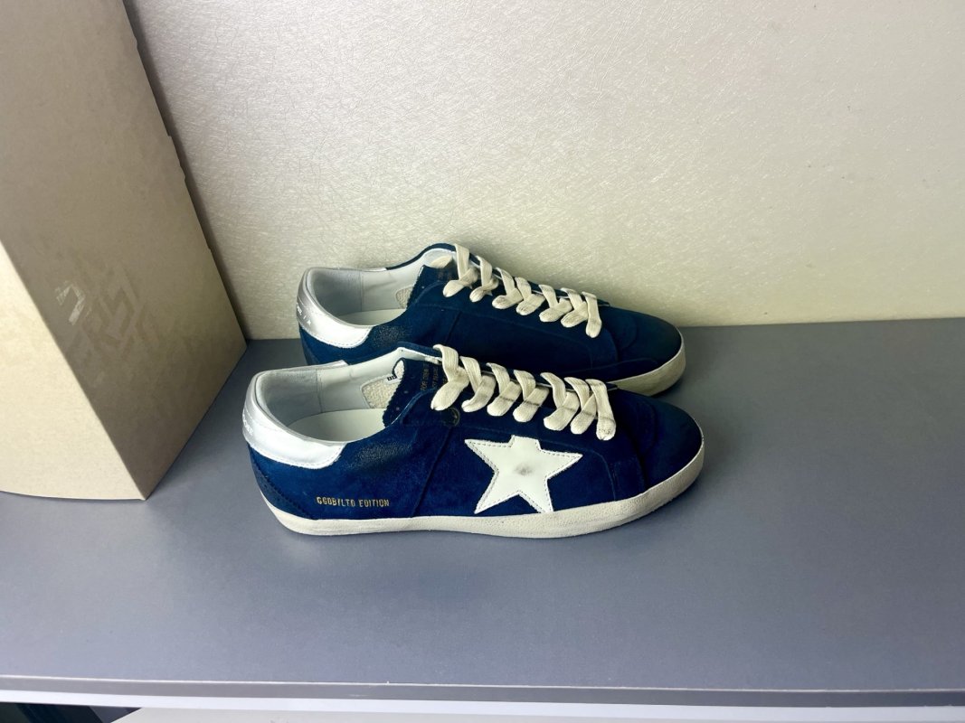 Кроссовки Golden Goose Deluxe Brand SuperStar