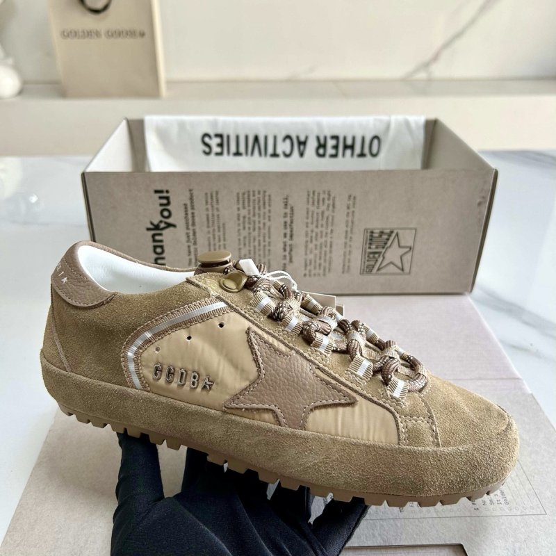 Кроссовки Golden Goose Deluxe Brand SuperStar