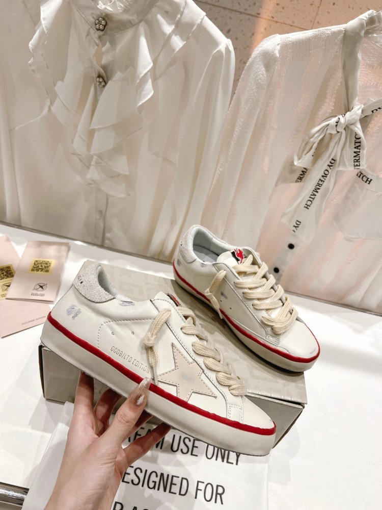 Кроссовки Golden Goose Deluxe Brand