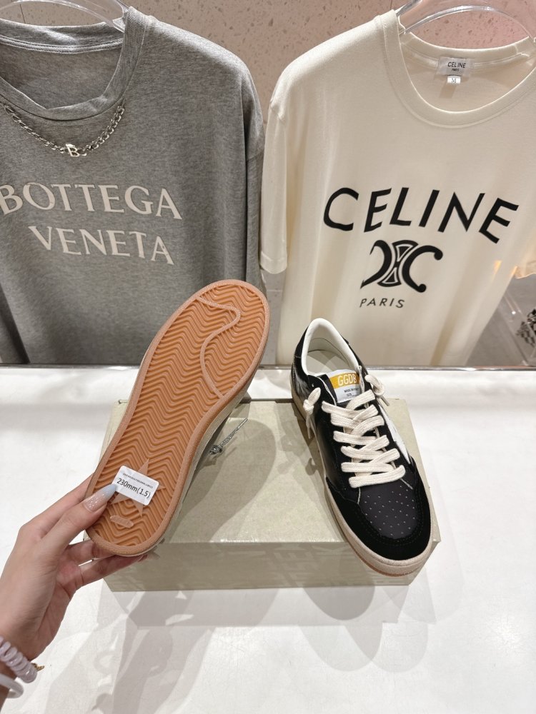 Sneakers Golden Goose Deluxe Brand фото 9