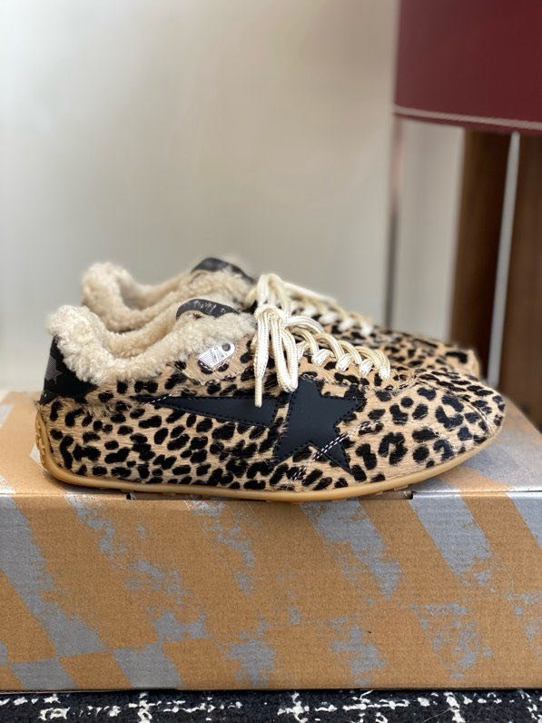 Кросівки Golden Goose на хутрі