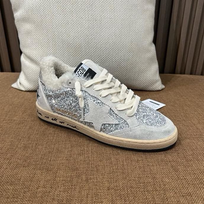 Кроссовки Golden Goose на меху фото 2