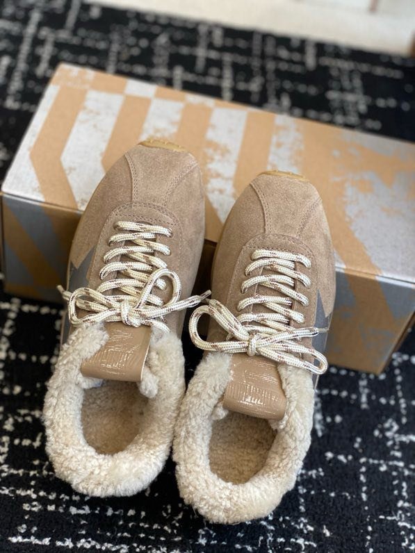 Кросівки Golden Goose на хутрі фото 3