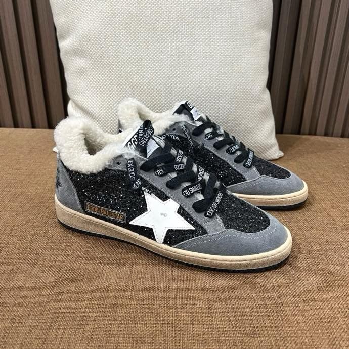 Кросівки Golden Goose на хутрі фото 3