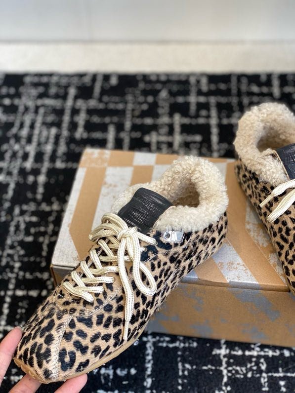 Кросівки Golden Goose на хутрі фото 4