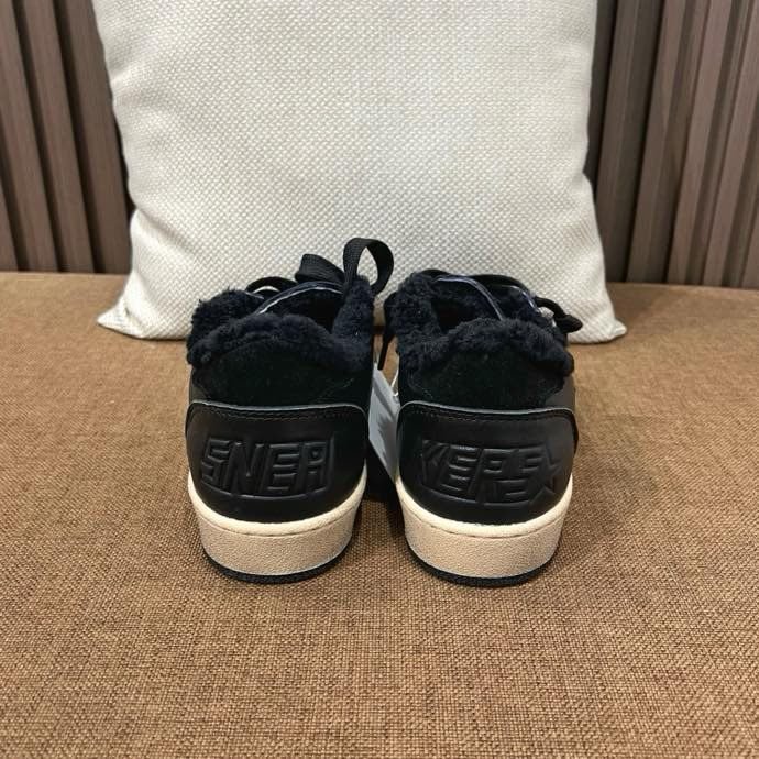 Кросівки Golden Goose на хутрі фото 4