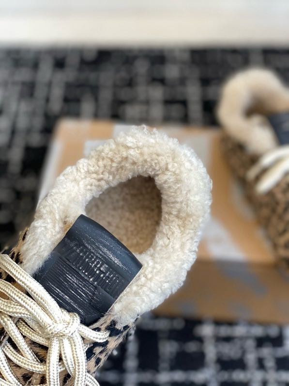 Кросівки Golden Goose на хутрі фото 5