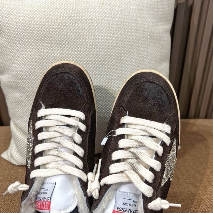 Кросівки Golden Goose на хутрі фото 6