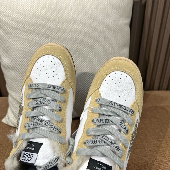 Кросівки Golden Goose на хутрі фото 6