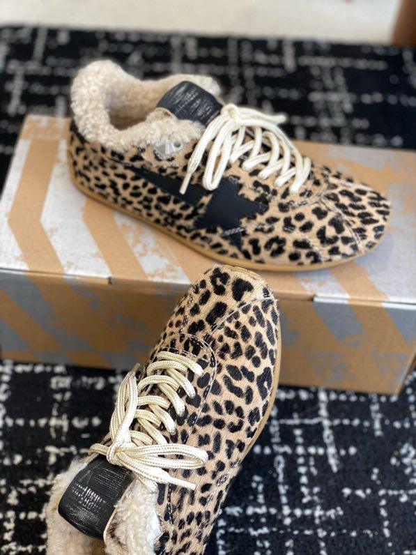 Кросівки Golden Goose на хутрі фото 7