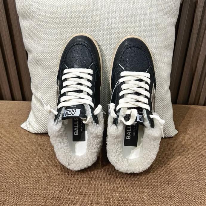 Кросівки Golden Goose на хутрі фото 7