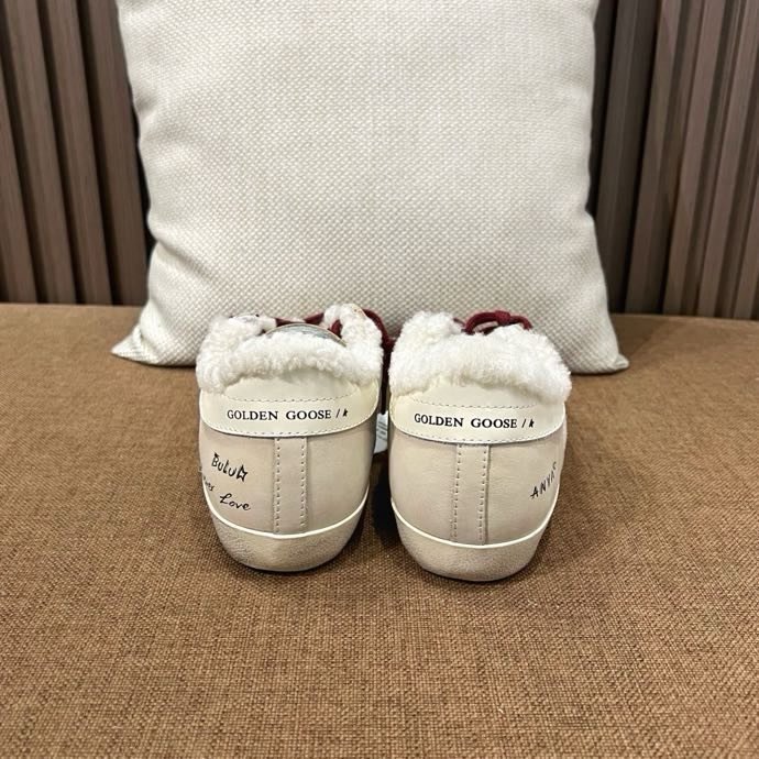Кросівки Golden Goose на хутрі фото 9