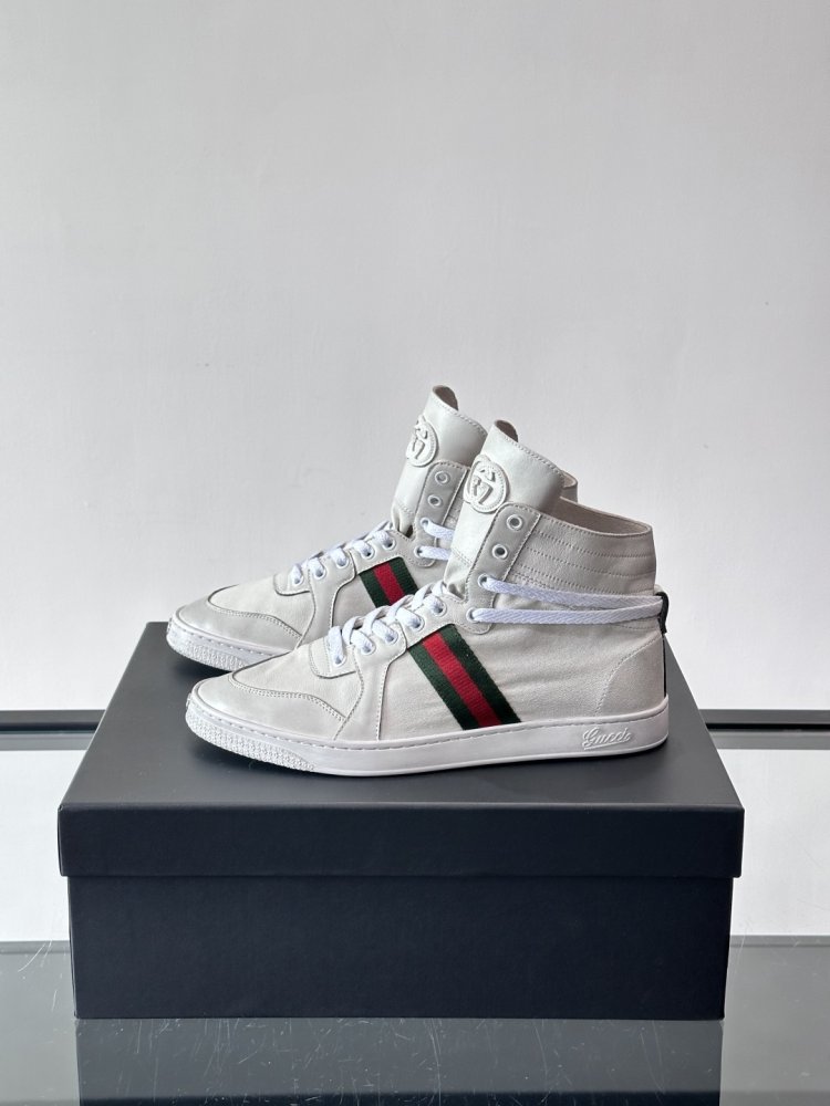 Кроссовки Gucci Demna фото 3