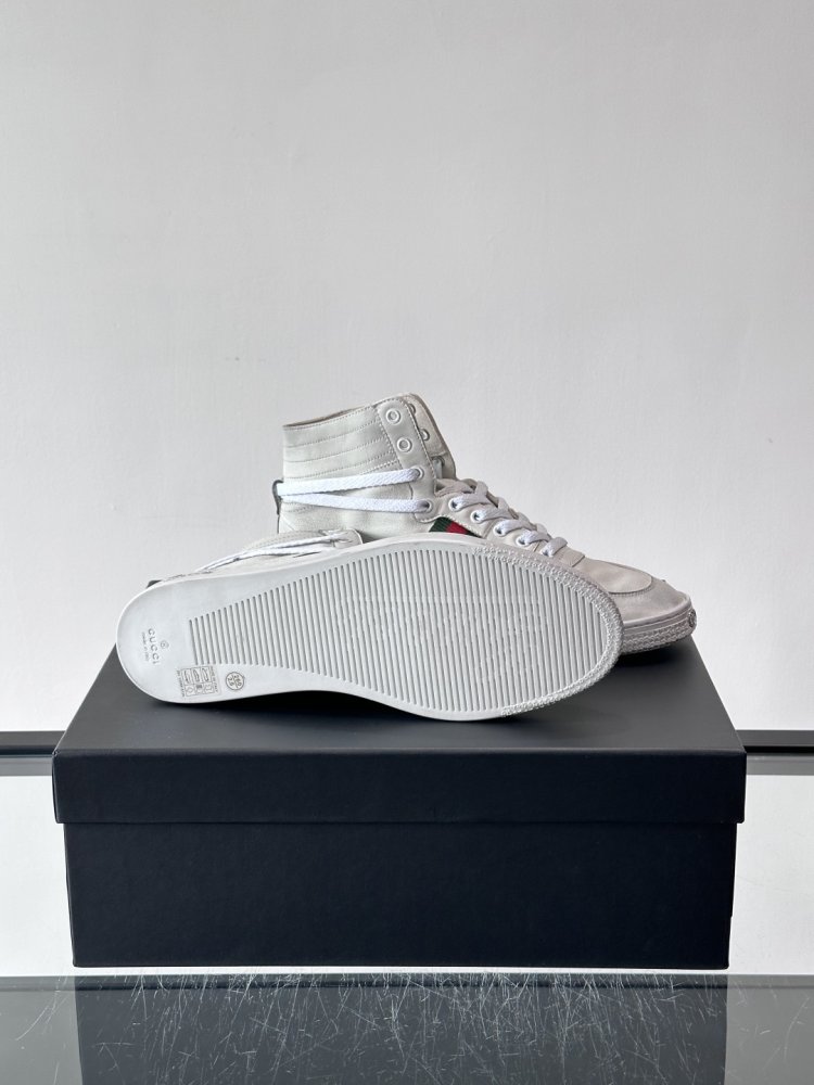 Кроссовки Gucci Demna фото 9