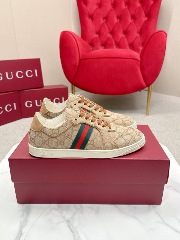 Кроссовки Gucci Stretch
