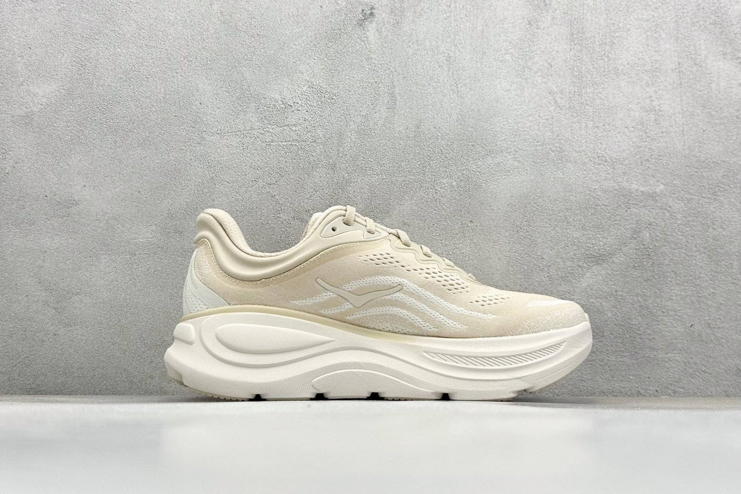 Кроссовки HOKA ONE ONE Bondi 9 фото 2