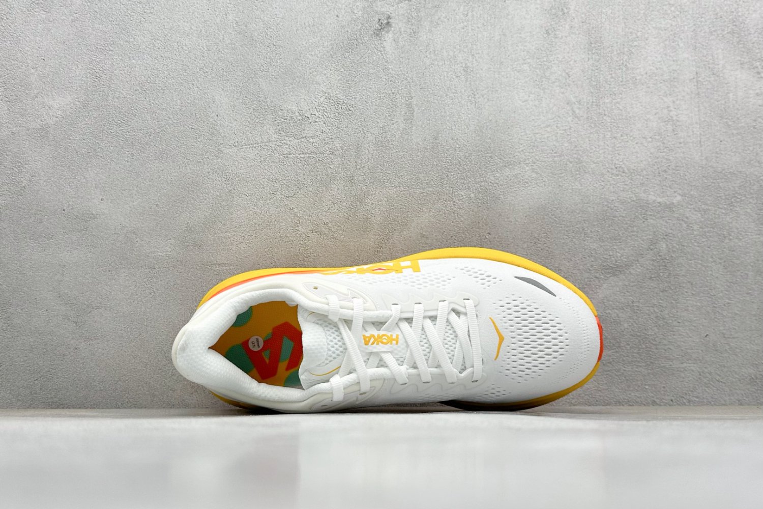 Кроссовки HOKA ONE ONE Bondi 9 фото 3