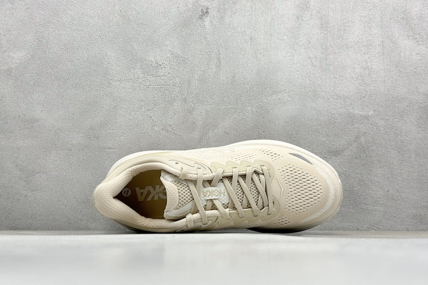 Кроссовки HOKA ONE ONE Bondi 9 фото 3