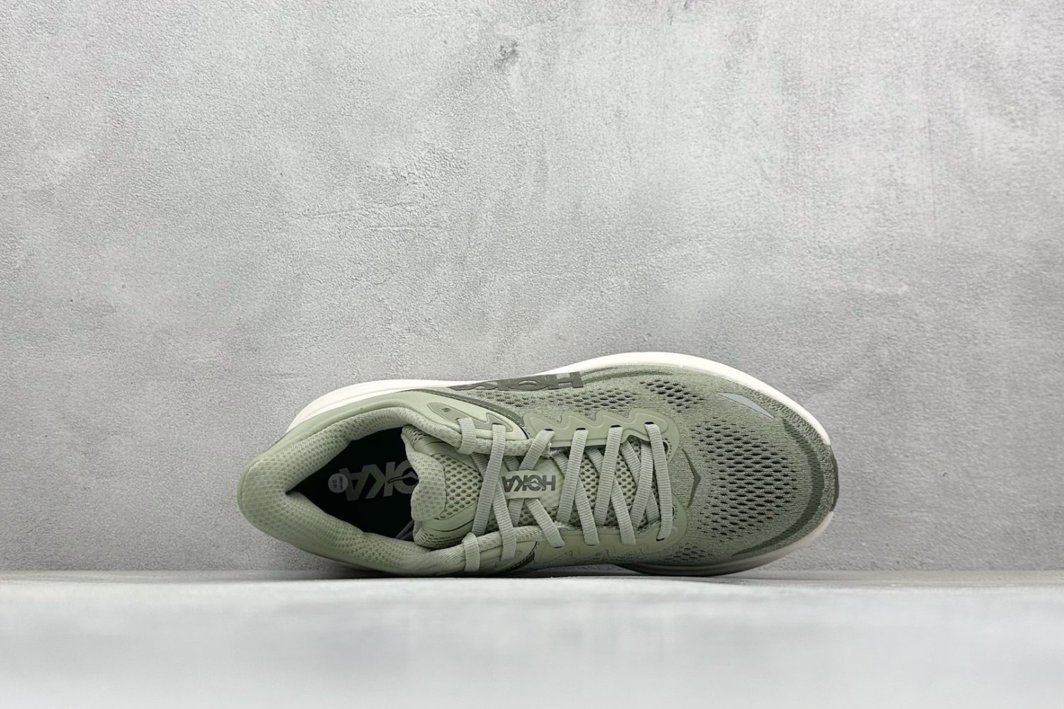 Кроссовки HOKA ONE ONE Bondi 9 фото 3