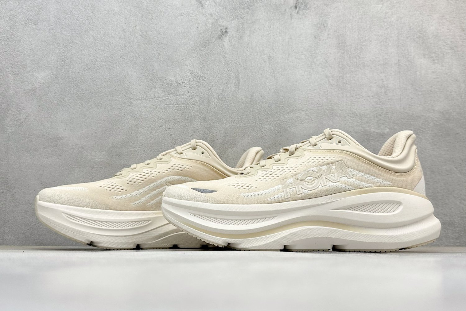 Кроссовки HOKA ONE ONE Bondi 9 фото 5