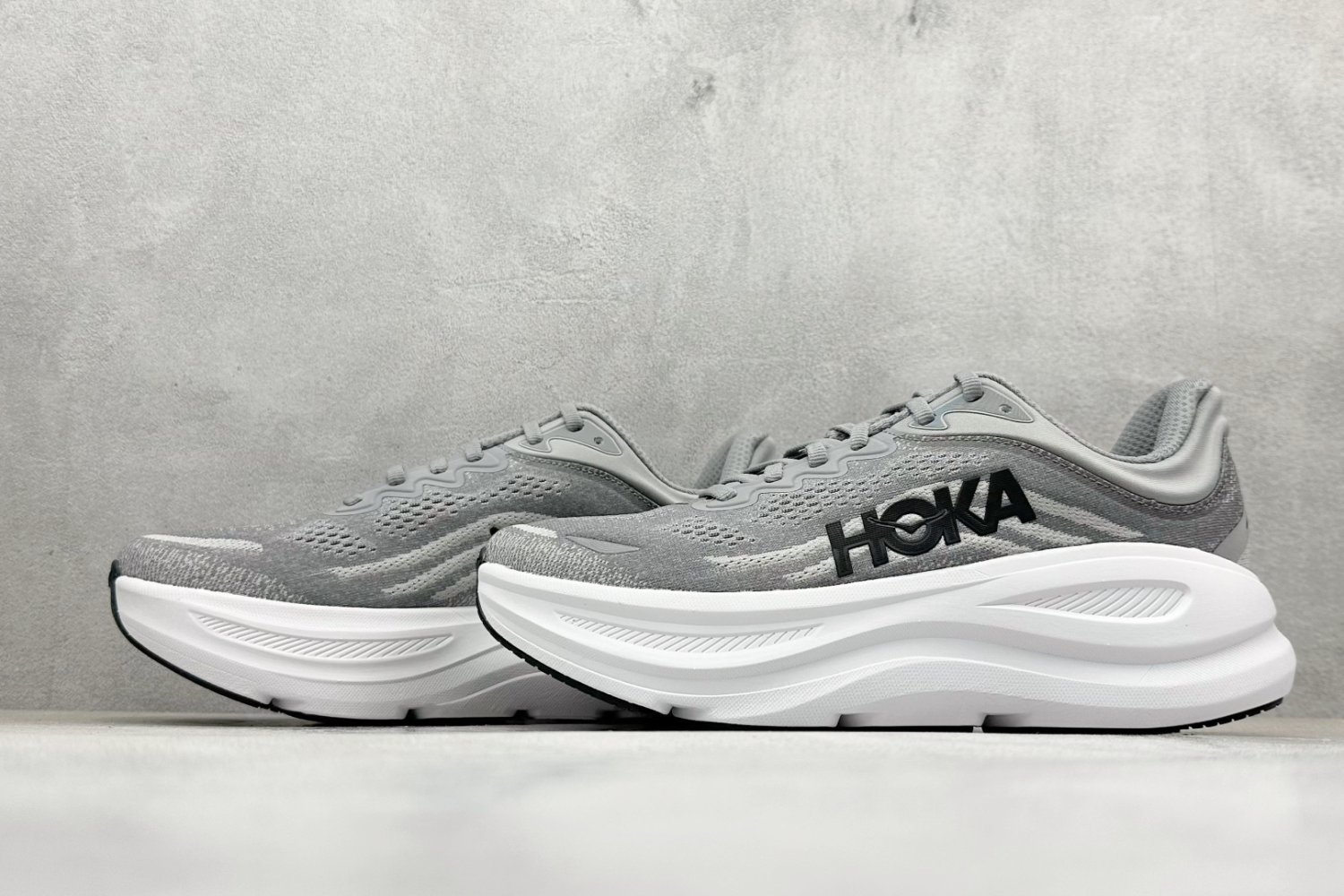 Кроссовки HOKA ONE ONE Bondi 9 фото 5