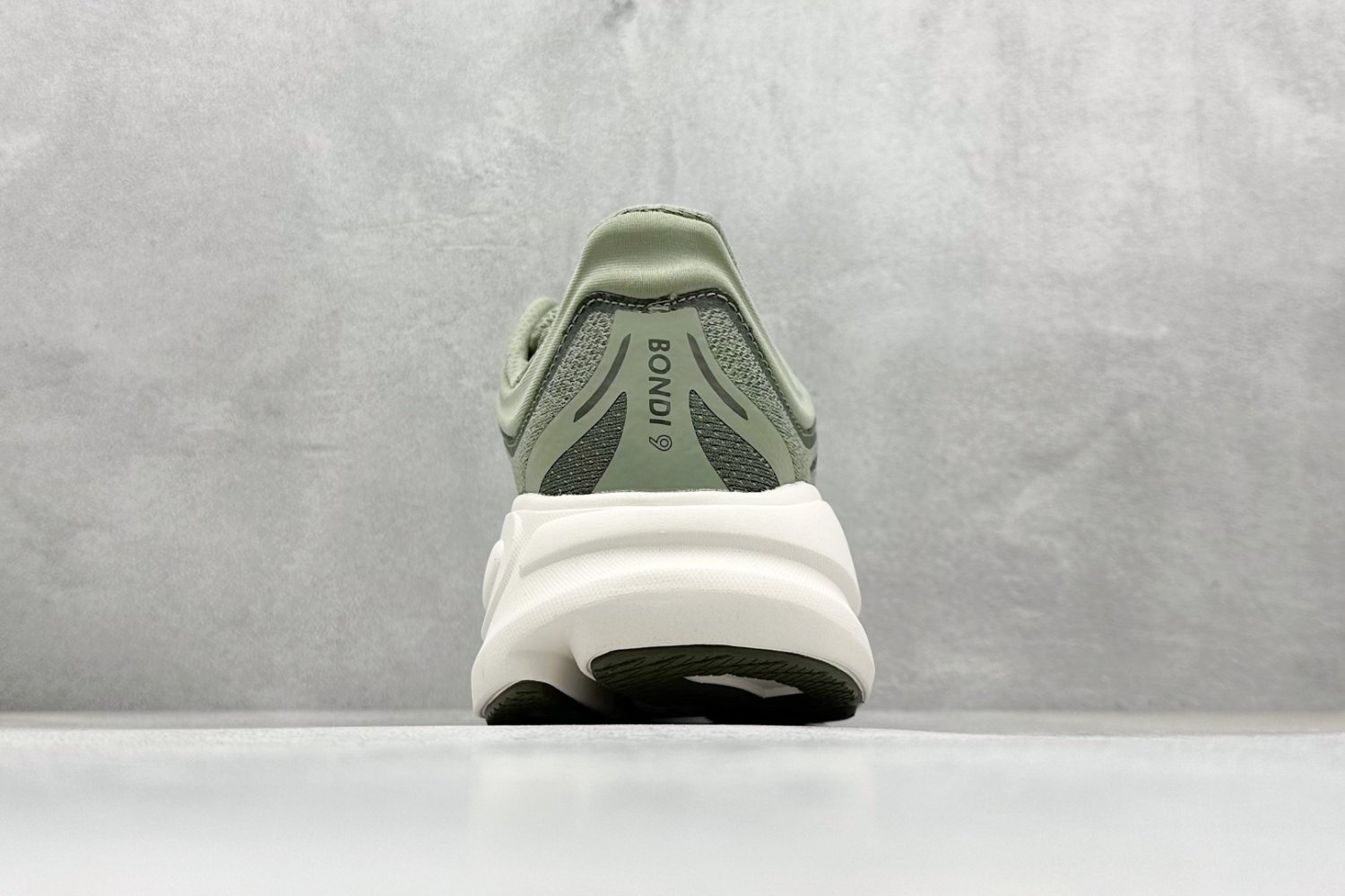 Кроссовки HOKA ONE ONE Bondi 9 фото 6